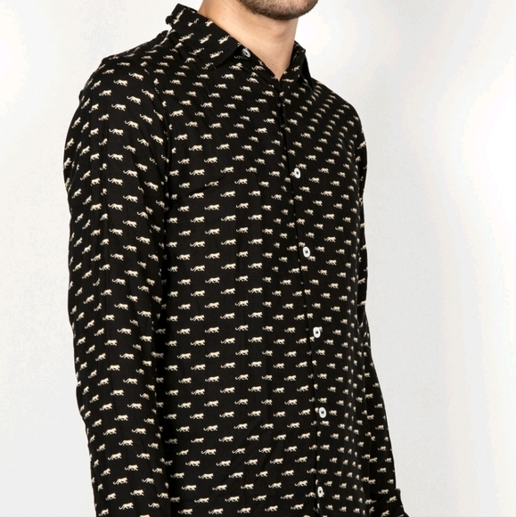 The Kooples Paris Jaguar Print Men's Long Sleeve Lightweight Shirt Size XL - Picture 3 of 16